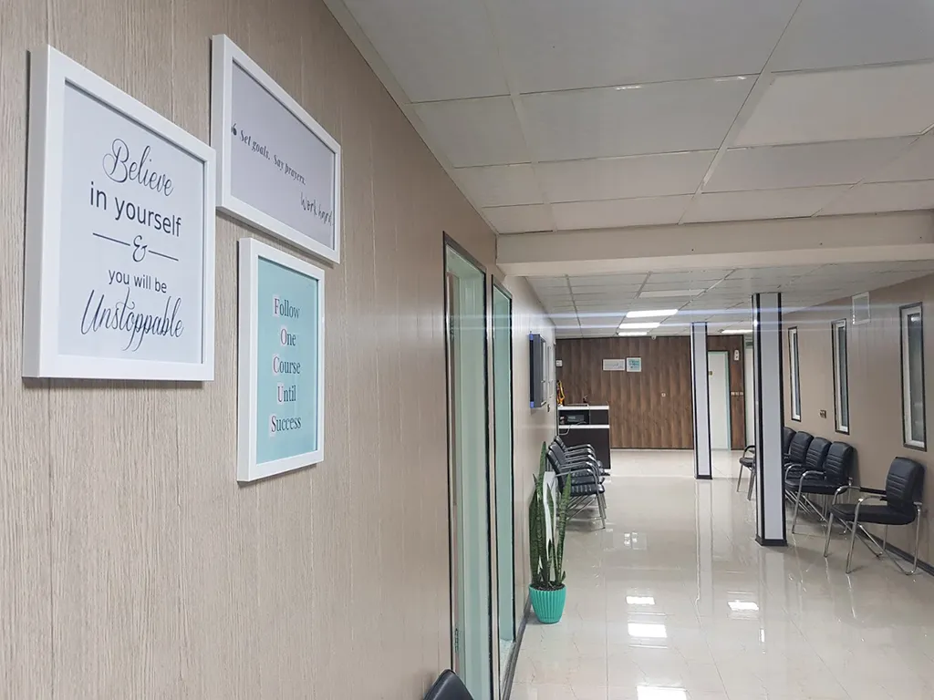 آموزشگاه آیلتس سفیر و سفارت کرج