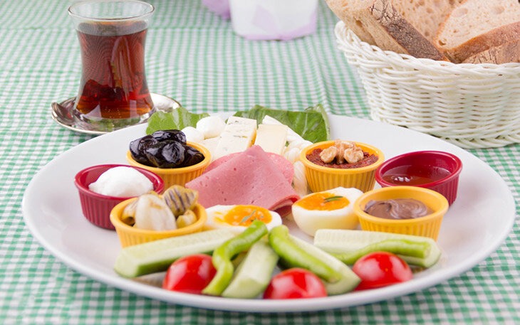 صبحانه سنتی ترکیه ای