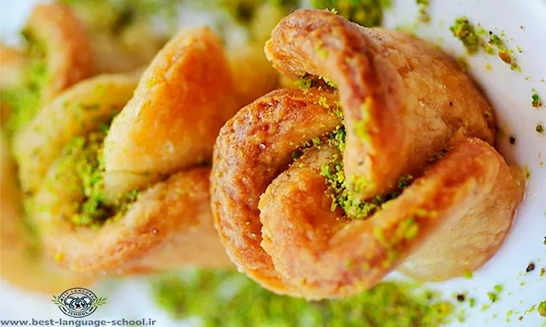 طرز تهیه دسر ترکیه ای گل سرخ