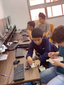 آموزشگاه رباتیک ساری خانه رباتیک ایران