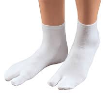 Split-toe socks