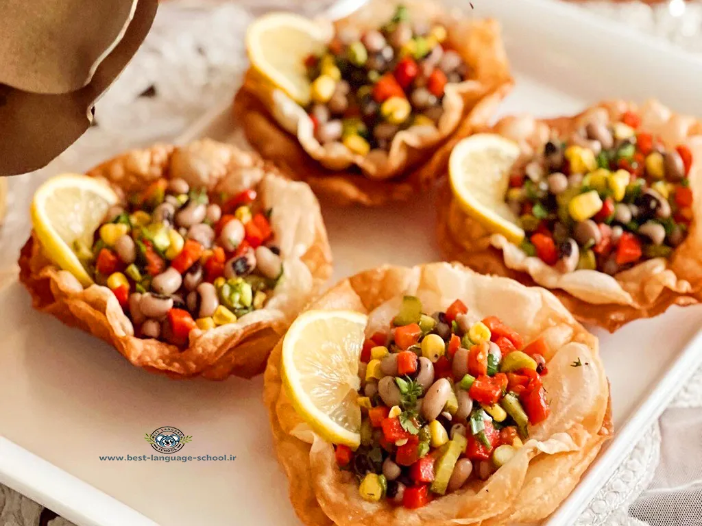 طرز تهیه سالاد لوبیا چشم بلبلی ترکیه در یوفکا