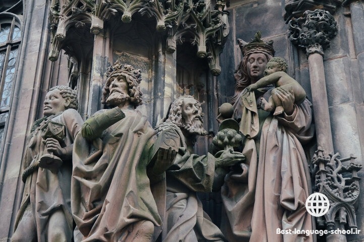 بهترین آموزشگاه های مجسمه سازی یزد