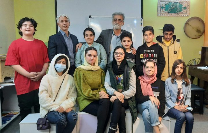 کلاس دف آموزشگاه اردیبهشت