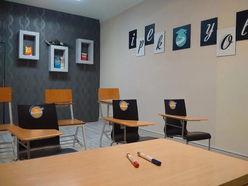 آموزشگاه زبان آلمانی ایپک یولو تبریز 